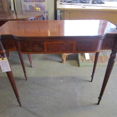 ANTIQUE AMERICAN FLIP TOP GAME TABLE IN MAHOGANY WITH INLAY