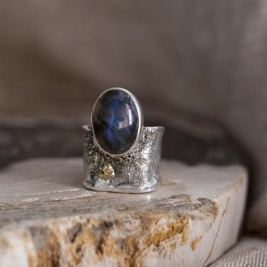 Sterling Silver and Labradorite Reticulated Ring