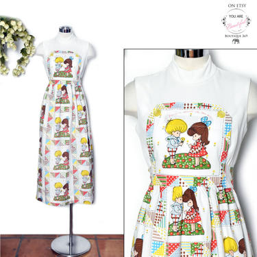 70's HOLLY HOBBIE Vintage Dress, Long Hippie Boho Gunne Sax style maxie Dress, White Turtle neck, Doll Friendship Print 