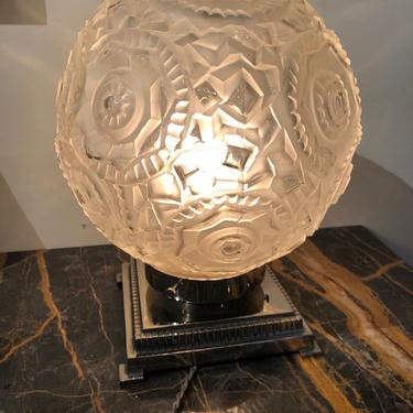 French Art Deco Clear Round Art Glass on Nickel Metal base