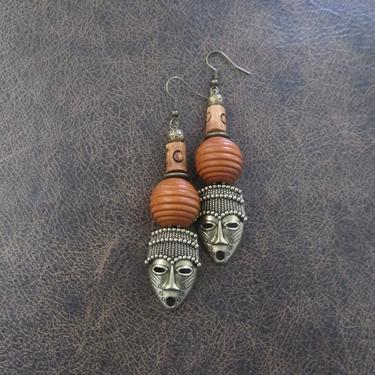 African mask earrings, tribal dangle earrings, wooden earrings, Afrocentric earrings, ethnic earrings, unique primitive earring, tiki bronze 
