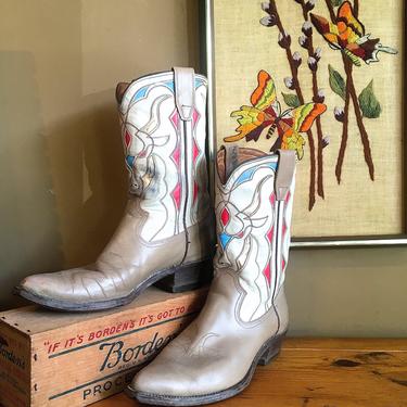 BULLS EYE Vintage 50s Boots | 1950s Acme Two Tone Leather Cowboy Western Boots | Bull Inlay Design | Southwestern Rockabilly VLV | Mens Sz 9 