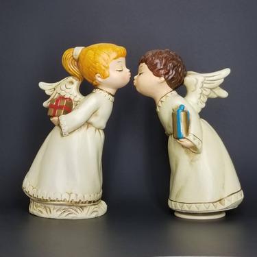 Vintage Christmas Angel Figurines / Retro Spinning Musical Angels / Boy and Girl Kissing Angels with Gifts / Retro 60s Christmas Decor 