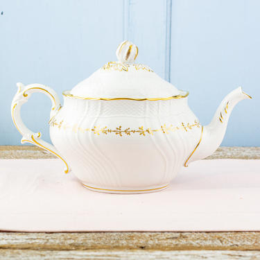 Vintage Richard Ginori Teapot