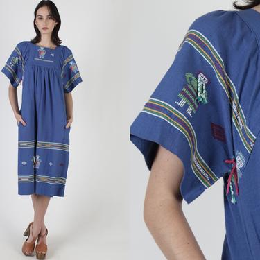 Royal Blue Guatemalan Tent Dress / Aztec Print Bell Sleeves / Vintage Cotton Mexican Villager Print / White Embroidered Woven Midi Dress 