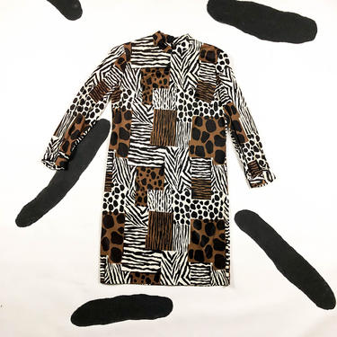 1960s / 1970s Animal Patchwork Print Shift Dress / Long Sleeve / Psychedelic / Medium / Zebra / Cheetah / Hippie / Mod / Metal Zipper / M / 