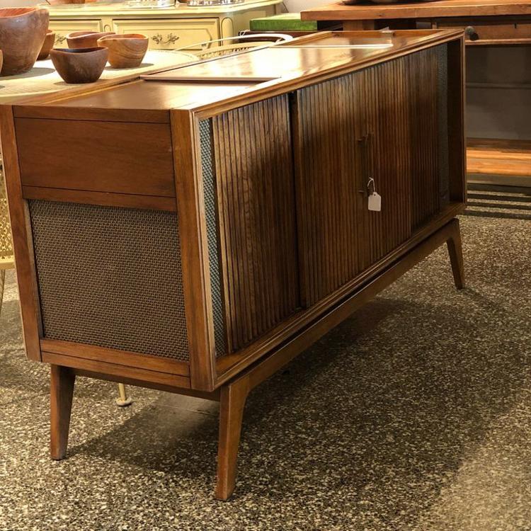 Stereo cabinet with record player!
