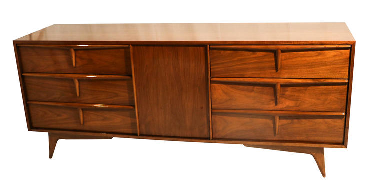 Mid Century Modern Sculpted Dresser Sideboard 