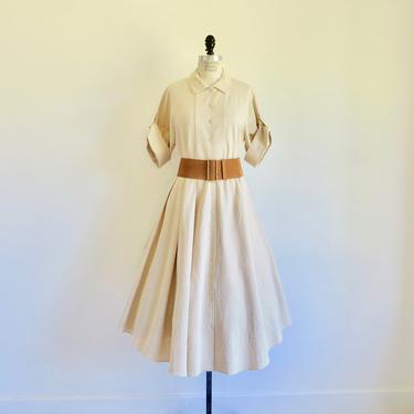 Kowtow White and Tan Cotton Seersucker Fit and Flare Shirt Dress Collared Full Skirt Spring Summer Sustainable Fashion 34&amp;quot; Waist Medium 