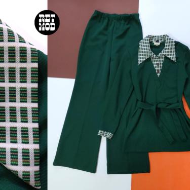 Chic Vintage 70s Dark Green Pants Suit with Patterned Collar 