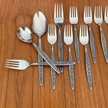 vintage floral stainless flatware - 15 piece spoons forks similar to Interpur Jardinera 