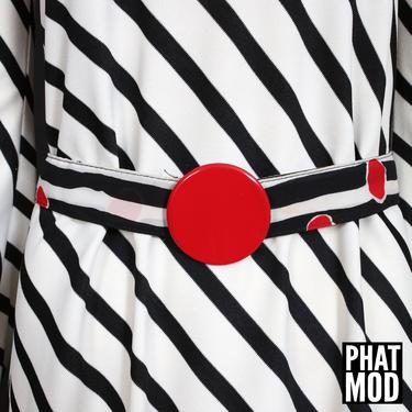 Pop Art Perfect Vintage 80s 90s Red White Black Geometric Abstract Pattern Belt with Red Circle Buckle 