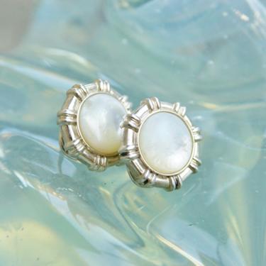 Vintage 925 Mother Of Pearl Stud Earrings, Iridescent White Shell In Round Sterling Silver Setting, Lever Back Stud Earrings, 3/4&quot; Diameter 