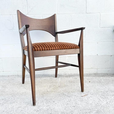 Broyhill Mid Century Modem Walnut Arm Chair
