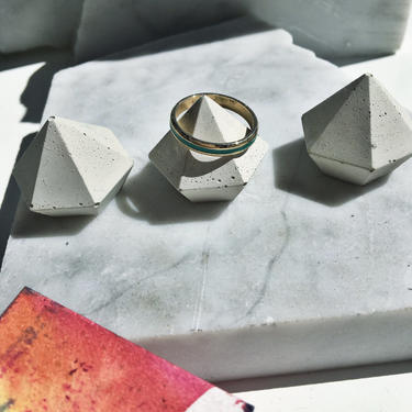 Unpigmented Concrete Diamond Ring Holder Set of Three 