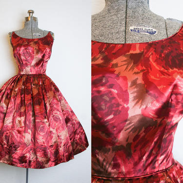 1950's Red and Orange Rose Print Satin Party Dress / Size Small 