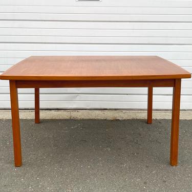 Scandinavian Modern Draw Leaf Teak Dining Table by secondhandstory