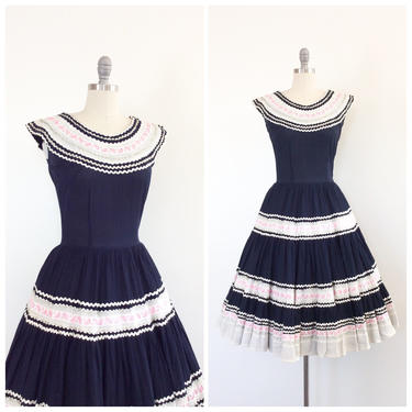 50s Dark Navy Blue, White, Silver &amp; Pink Patio Dress / 1950s Vintage Ric Rac Ribbon Trim Dress / Medium / Size 6 