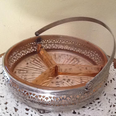 Elegant Silver Chrome Relish Dish with heavy pink starburst pattern glass 3 part Divided Insert 