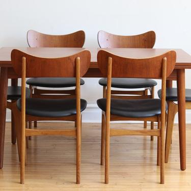 Mid Century Danish Modern 6 Chair Expanding Dining Set 