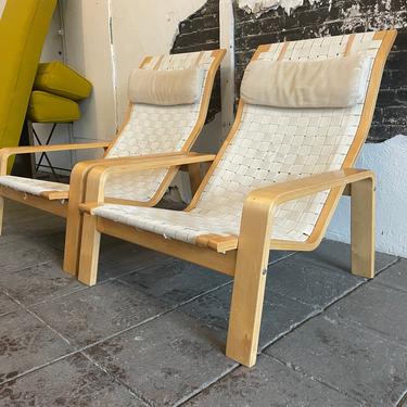 2 vintage modern IKEA woven cloth and bent plywood lounge chairs 