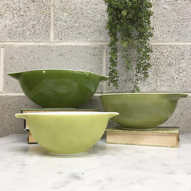 Vintage Pyrex Nesting Bowls Retro 1960s Verde + Green + Cinderella + Set of 3 + Ovenware + Mixing Bowls + Home and Kitchen Decor 