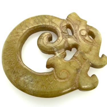 Vintage Carved Dragon Figure Jade Serpentine Green Stone Pendant Belt Scarf Buckle Clip Asian 