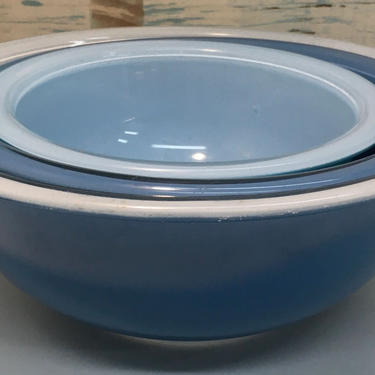 Pyrex Multi-Color Blue &amp;quot;Clear Bottom&amp;quot; Nesting Bowl 3pc set #322,#323,#325 by JoyfulHeartReclaimed