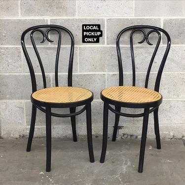 LOCAL PICKUP ONLY ———— Vintage Bentwood Chairs ———— 2 Sets of 2 