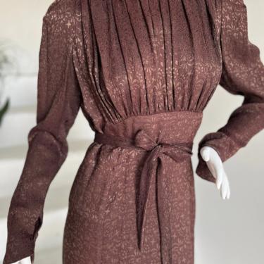 Wonderfully Feminine Lovely Brown Printed Rayon and Satin Dress Details 36 Bust 1930s Vintage 