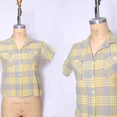 Vintage 50s plaid blouse / 1950s printed short sleeve top / rockabilly blouse / grey and yellow stripe button down / 50s button down top 