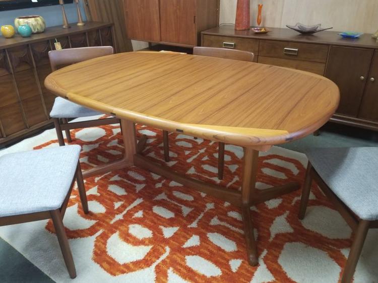                   Danish Modern teak oval dining table with two 18"leaves