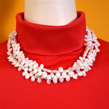 Lovely Vintage 50s 60s White Multiple Strand Beaded Necklace - Lightweight Statement Jewelry 