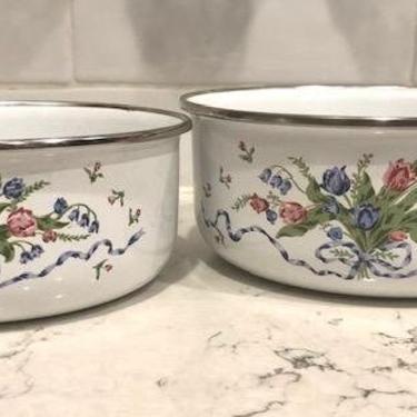Set of 2 Vintage Pink and White Tulip Flower Enamel Nesting Bowls, Antique Enameled Garden Floral Nesting Bowls by LeChalet