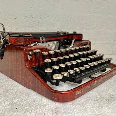 1927 Underwood Standard Portable Wood Grain Typewriter, Case, New Ribbon, Owner's Manual 