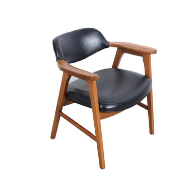 Arm Chair  Walnut  mid century modern 60s Gunlocke Chair Co. 