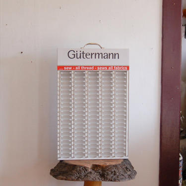 Gutermann Thread Display ~ Gütermann 105 slot Thread Display ~ Excellent ~ 25&amp;quot; h * 15&amp;quot; wide White Hardboard Case w 105 Plastic Thread Trays 