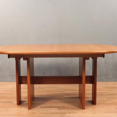 Danish Modern Teak Oval Dining Table with 2 Built-In Leaves – ONLINE ONLY