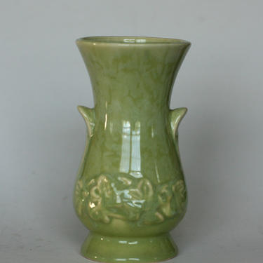 vintage green pottery vase made in USA 