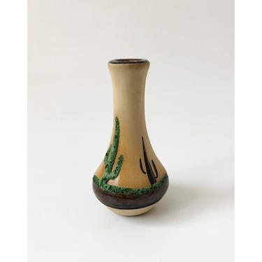 Vintage Southwestern Pottery Cactus Bud Vase by Betty Selly 
