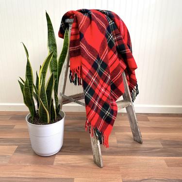 Troy Robe plaid throw - 52&quot; x 54&quot; - vintage blanket 