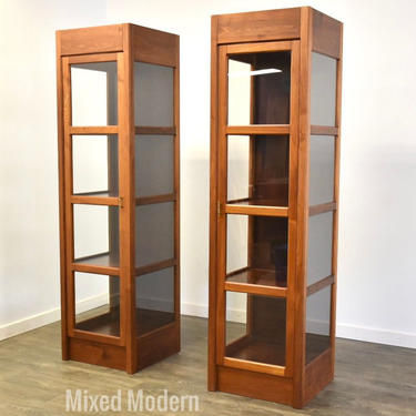 ONE Walnut & Rosewood Bookcase Display Cabinet 