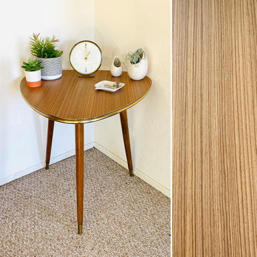 Formica Side Table, Plant Stand, Mid Century Accent Table, Mid Century Table, Vintage Display Table, Side End Table, Formica Table, Atomic 