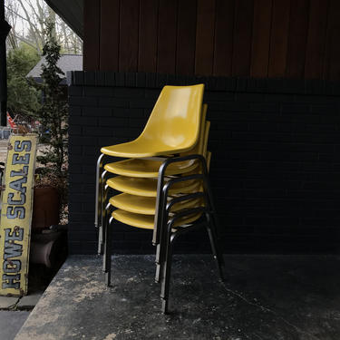 Vintage Yellow Bowling Alley Cafe Dining Chairs Mid-Century Modern 1960s Retro Atomic Ranch Fiberglass Shell 