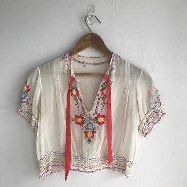 1940s Hungarian Peasant Style Blouse Embroidery and Red Ribbon 32 Bust Vintage Small 