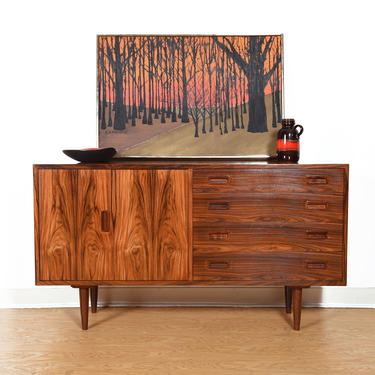 Compact Danish Rosewood Bi-Fold Sideboard | Media Cabinet