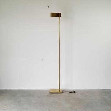 1970s Postmodern Casella Lighting Brass Floor Lamp. 