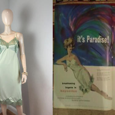 It's Paradise to Be In - Vintage 1950s 1960s Sage Green Full Slip w/Olive Green Lace Detail - 34 