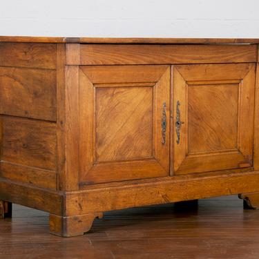 Late 19th Century Country French Provincial Louis Philippe Oak Cabinet. Blankets and Linens Cabinet. Chest. Storage Cabinet. 
