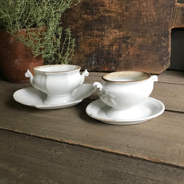 2 Mini French Tureens, Saucière, White Porcelain, French Faïence, Stoneware Pottery 